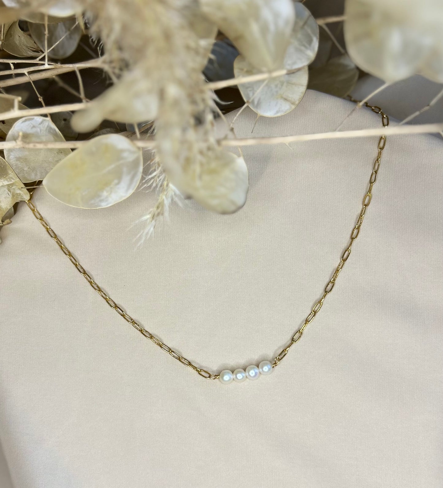 Collier plaqué or et perles de culture