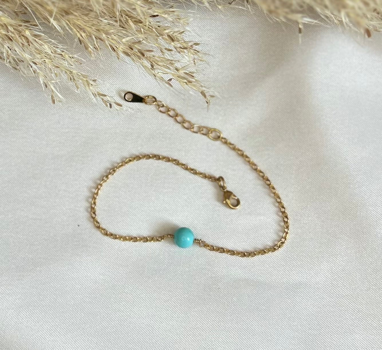 bracelet avec perle turquoise